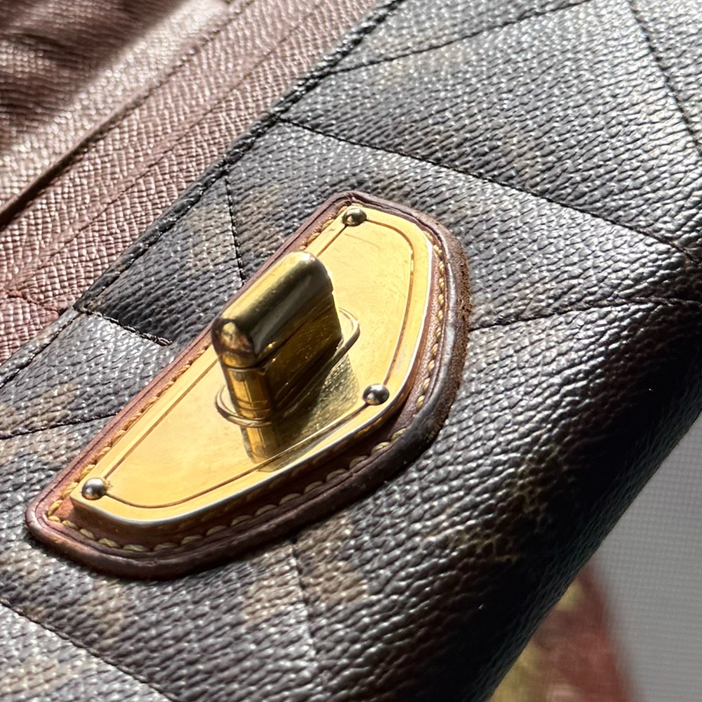 LOUIS VUITTON MONOGRAM CANVAS ETOILE SARAH WALLET - Picture 12 of 12